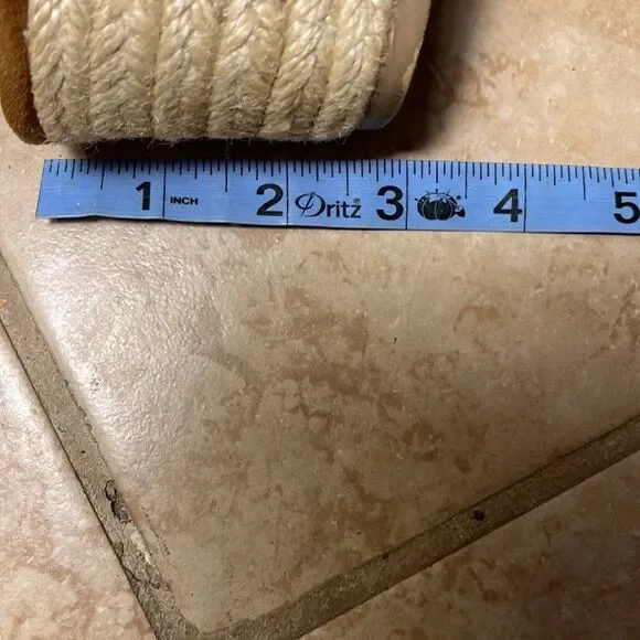 Tan suede Wedge sandals - Picture 2 of 3